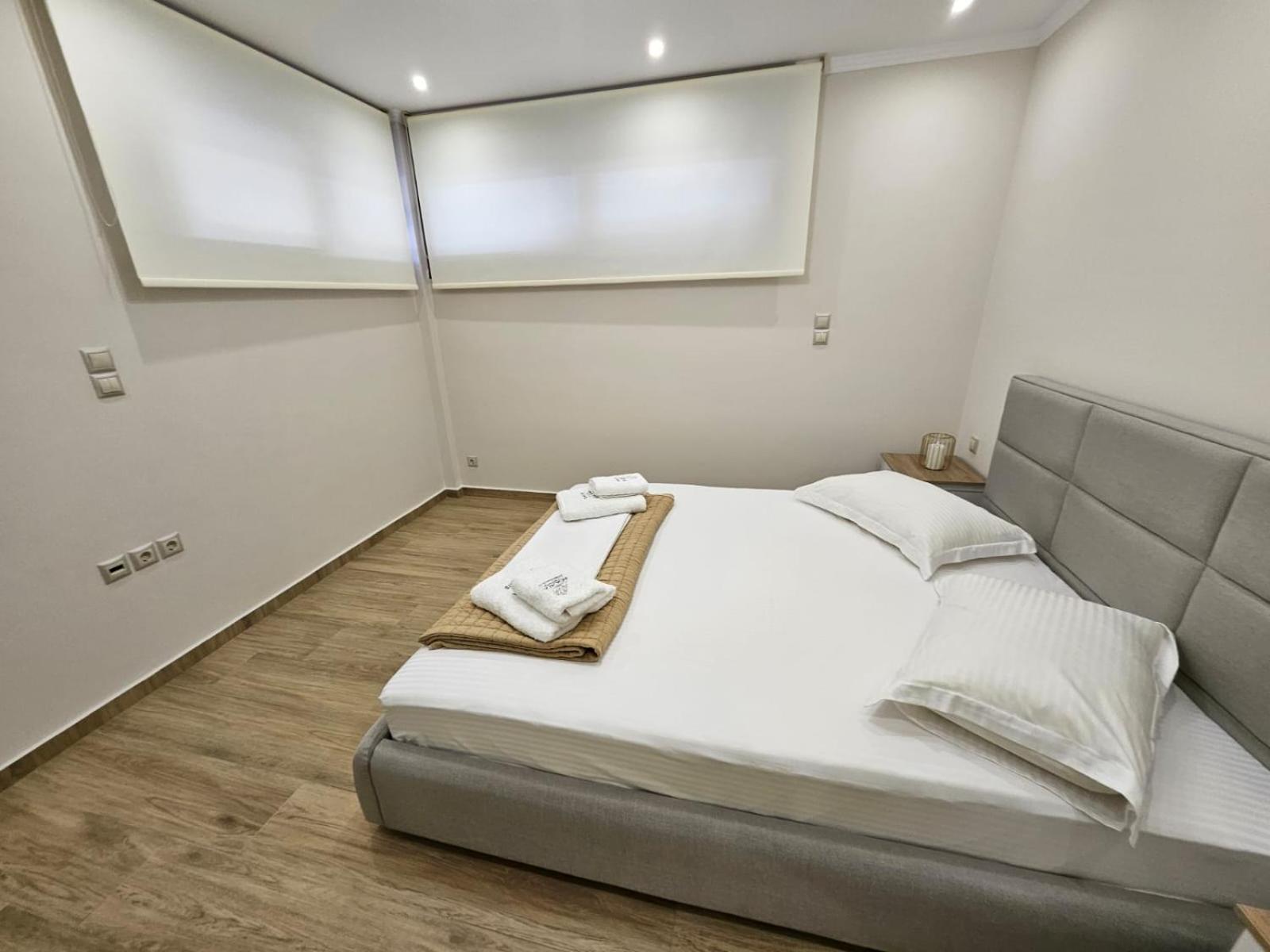 Agora Luxury Villa I Loutraki  Bagian luar foto