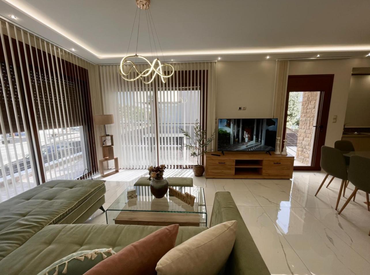 Agora Luxury Villa I Loutraki  Bagian luar foto