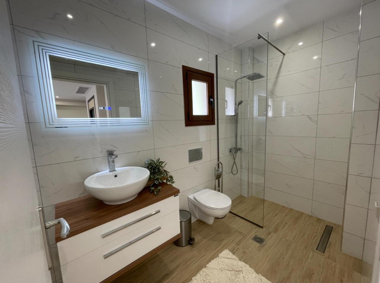 Agora Luxury Villa I Loutraki  Bagian luar foto