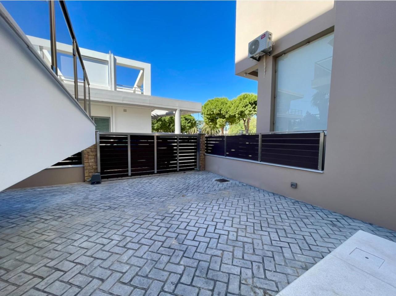 Agora Luxury Villa I Loutraki  Bagian luar foto