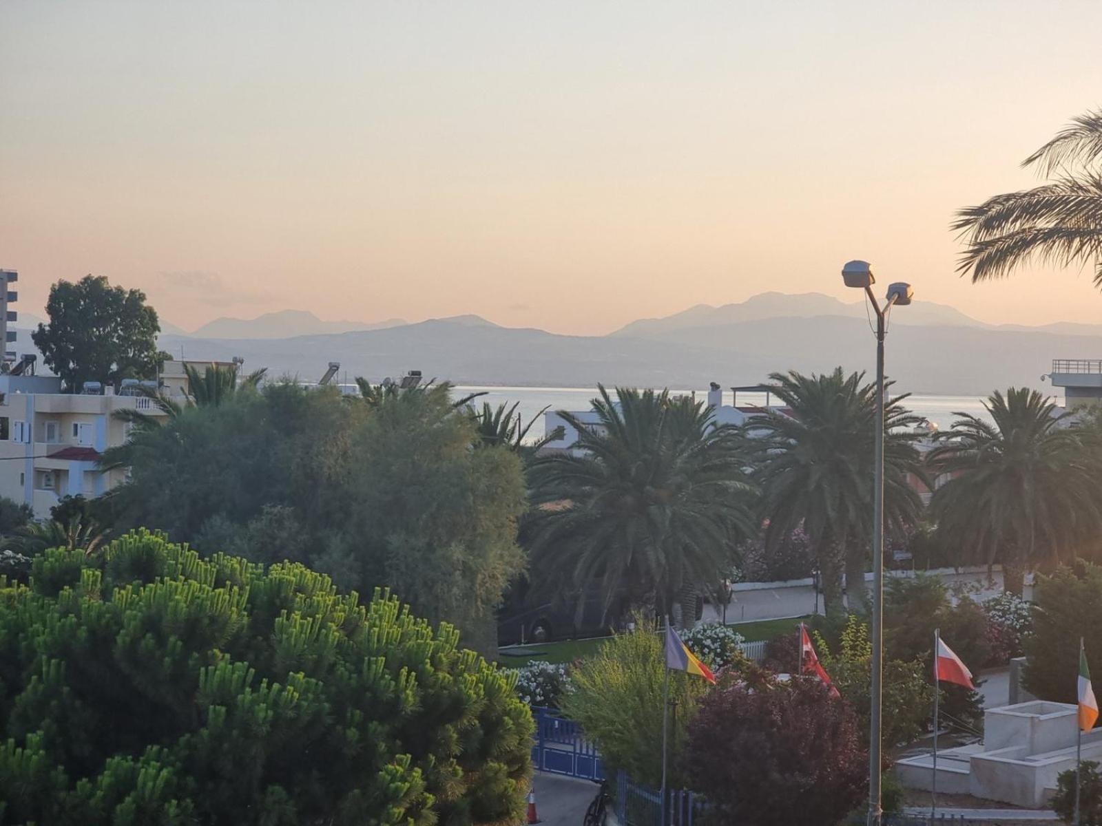 Agora Luxury Villa I Loutraki  Bagian luar foto